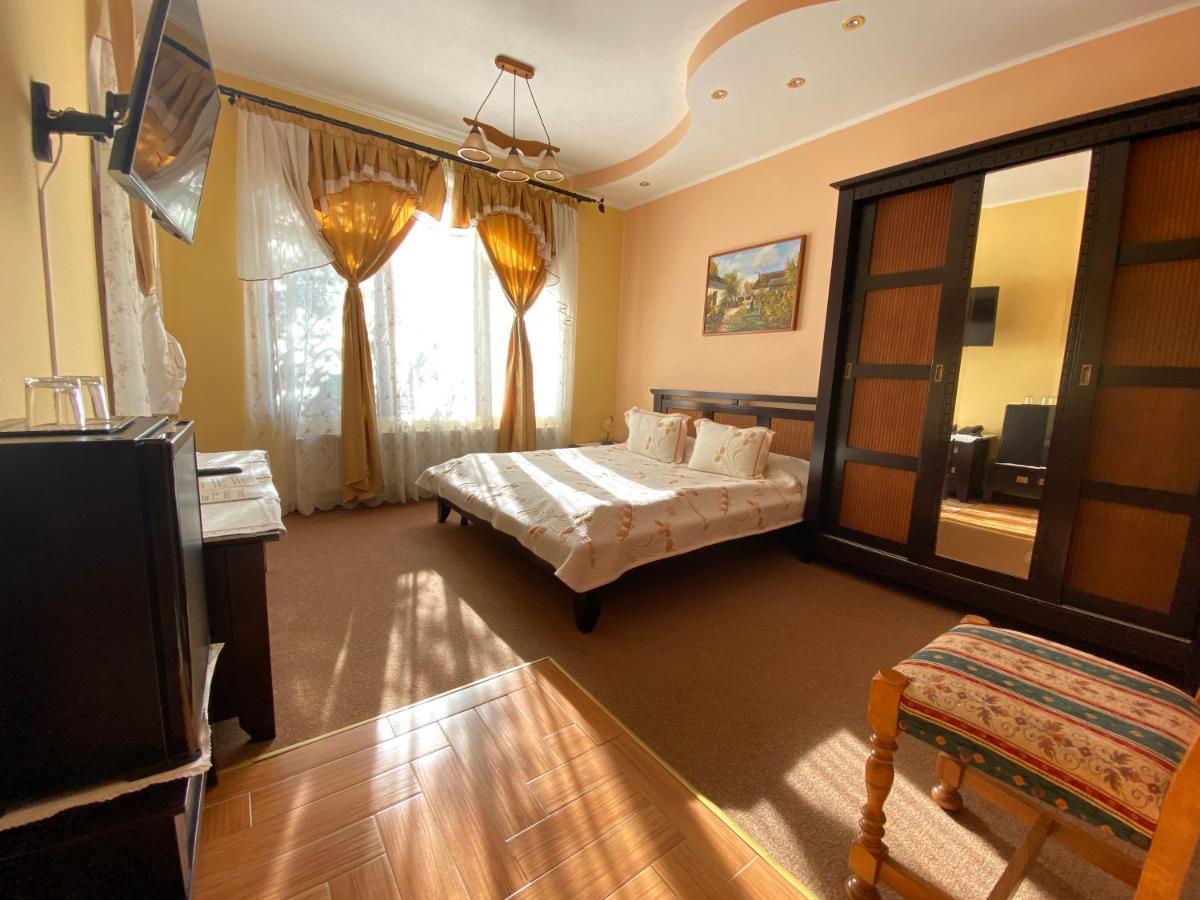 Pensiunea Crocus - Sauna & Billiard Poiana Brasov Εξωτερικό φωτογραφία