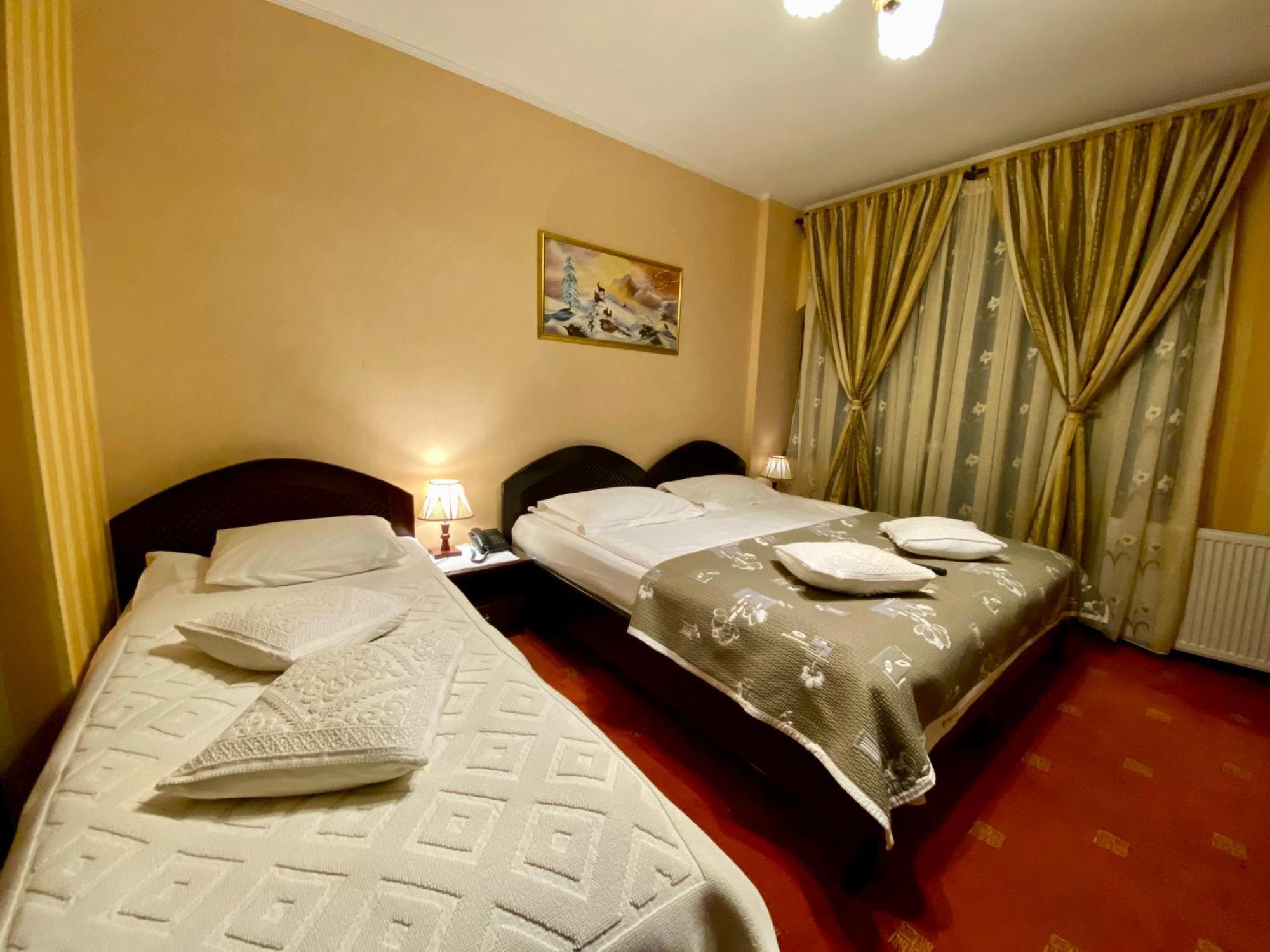 Pensiunea Crocus - Sauna & Billiard Poiana Brasov Εξωτερικό φωτογραφία
