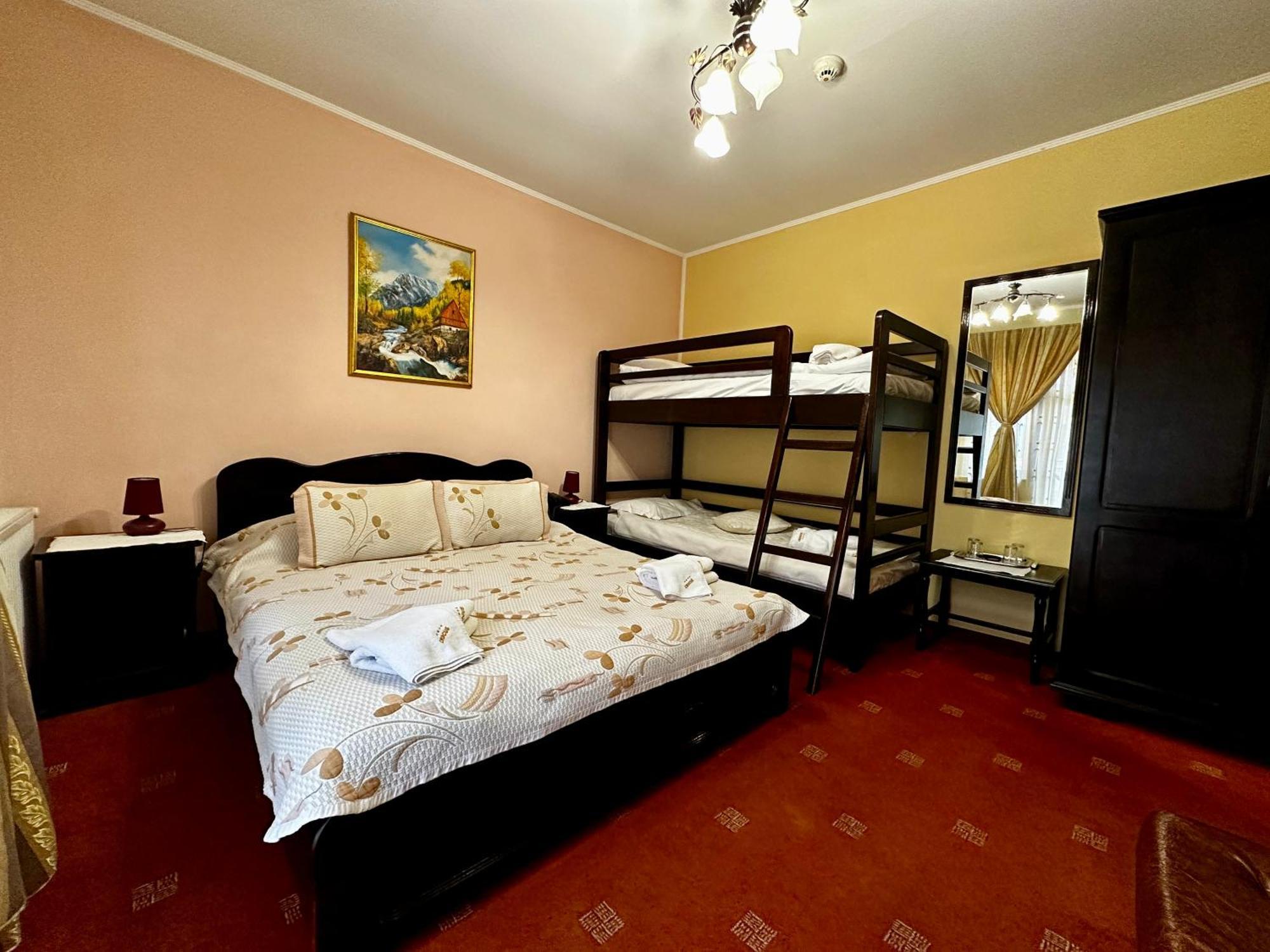 Pensiunea Crocus - Sauna & Billiard Poiana Brasov Εξωτερικό φωτογραφία