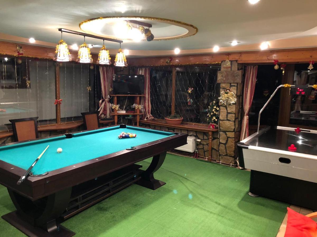 Pensiunea Crocus - Sauna & Billiard Poiana Brasov Εξωτερικό φωτογραφία